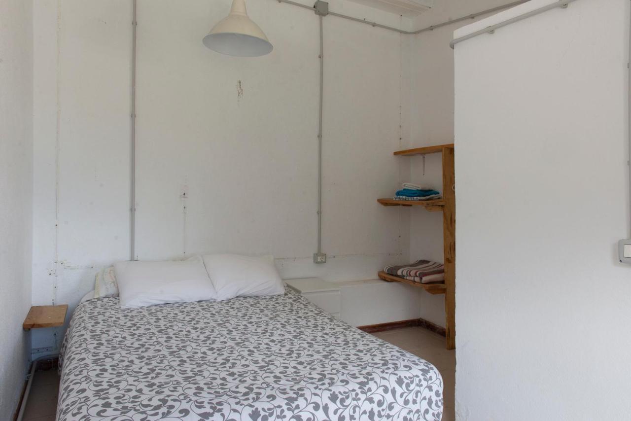 Basic En-Suite Bedroom By The Sea Guinea Exterior foto